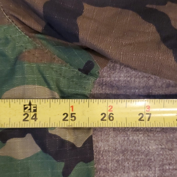 💰Military Camo Button Down💰 - Picture 4 of 9